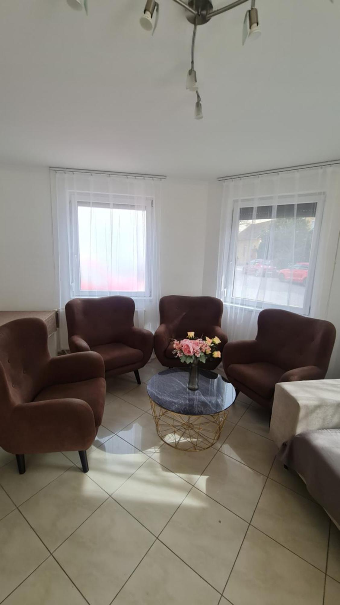 Tulipan Apartman Szeged Exterior photo